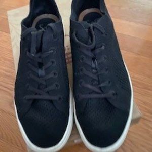 Sofft Somers Knit Black Sneakers Size 9
